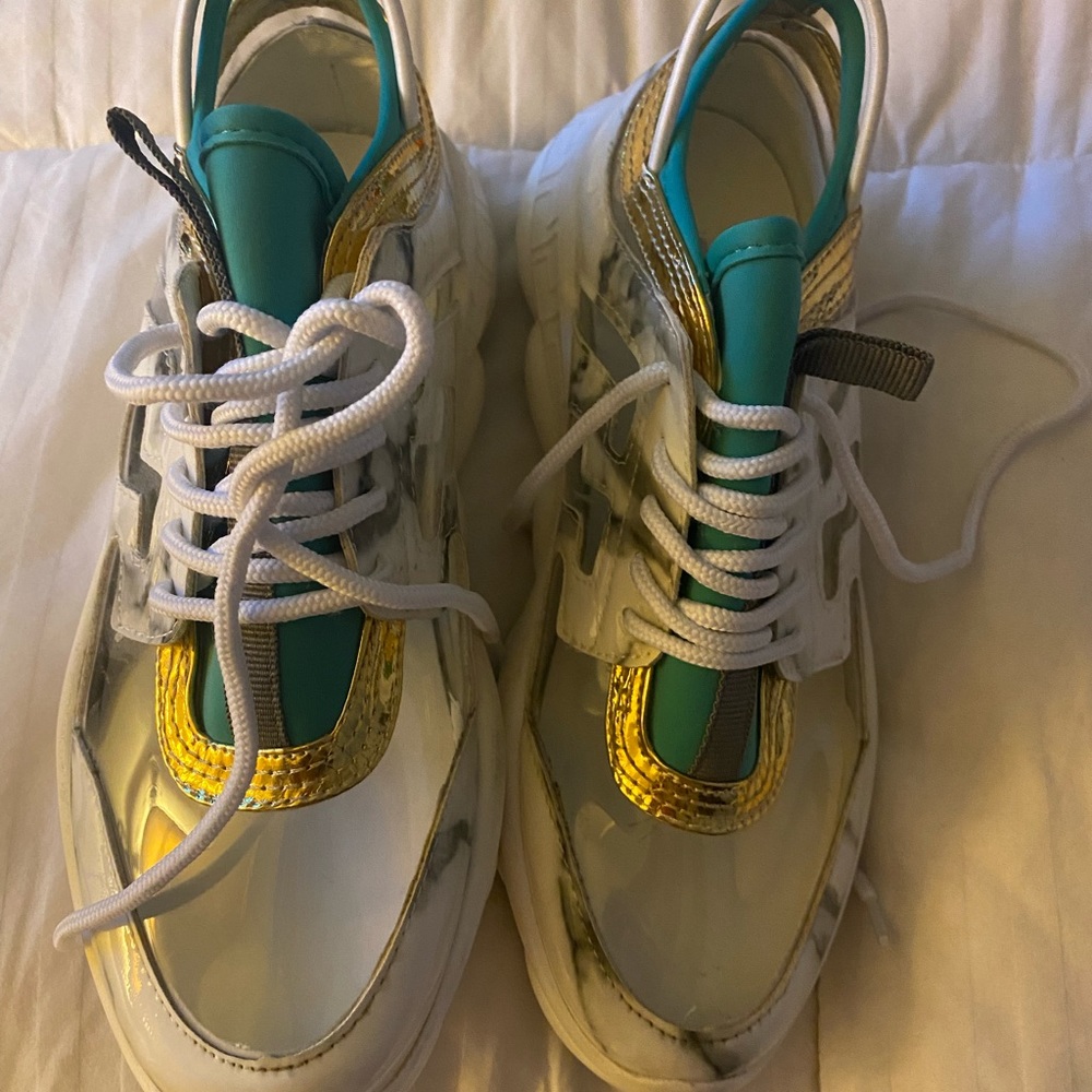 Shoes for woman